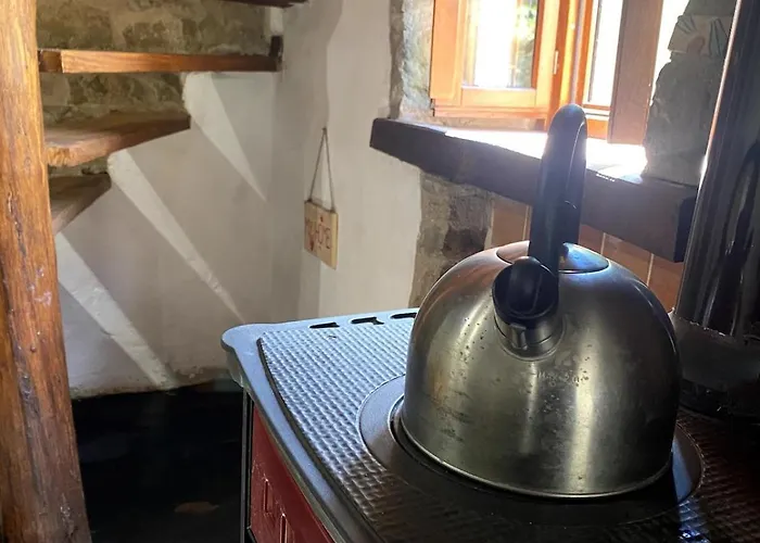 Ca Nova 1590 * Polinago